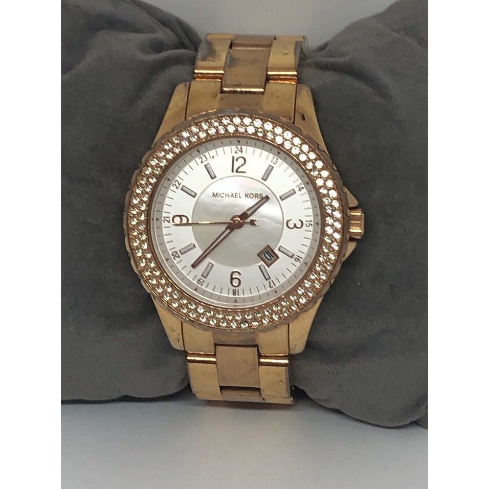 Michael Kors MK5403 Women's Stainless Steel Analog White Dial Quartz Watch LB211